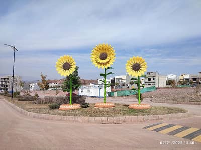 10Marla Ideal Location Solid Land Plot With Stunning Hills View