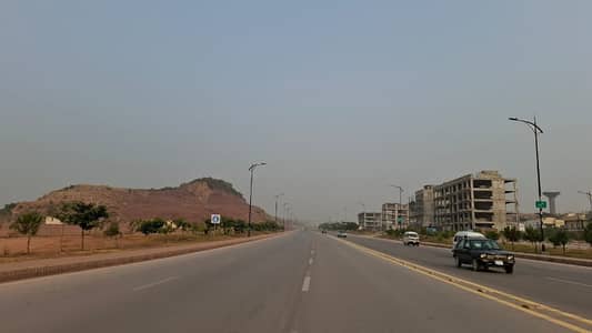 10Marla Ideal Location Solid Land Back Open Plot With Stunning Hills View