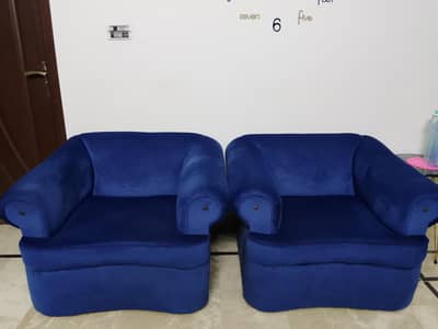 2 Seater Sofa Set Royal Blue Color 10/10