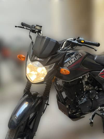 Suzuki GR-150 (150 cc)