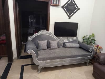 Dewan safa never used like brand new