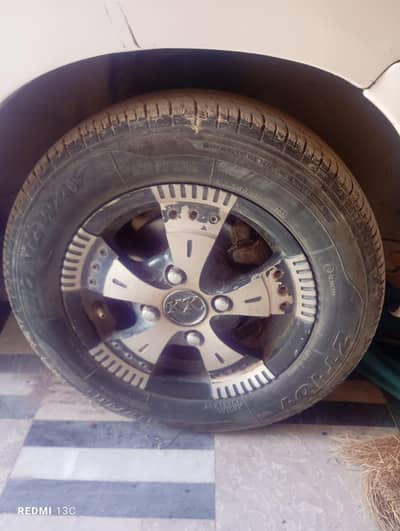 neat and clean car just buy and drive no work required chil Ac