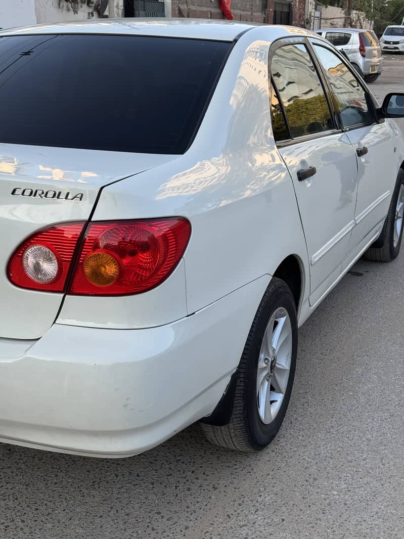 Corolla 2003 2D 2