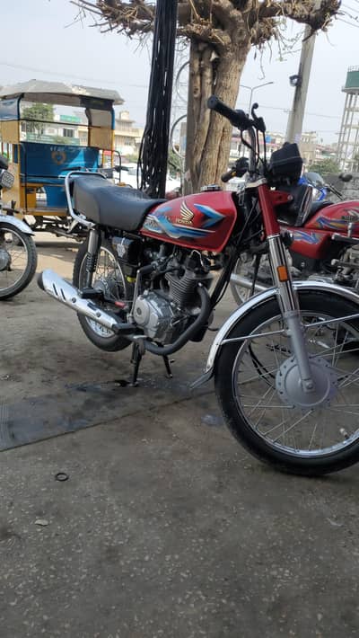 Honda 125 WhatsApp 03461422779