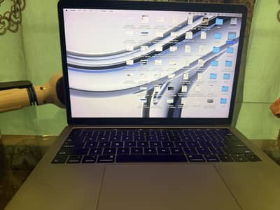 Macbook pro 2017 touchbar