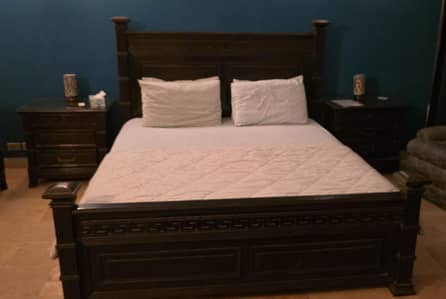 Pure sheesham king size bed set