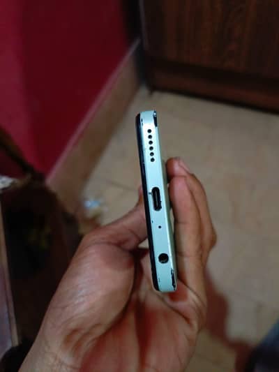 VGO Tell new 24 4rem 128gb