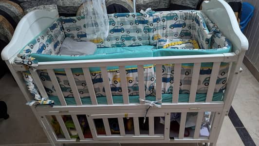 tinnies cot with mattress and bedding plus sides