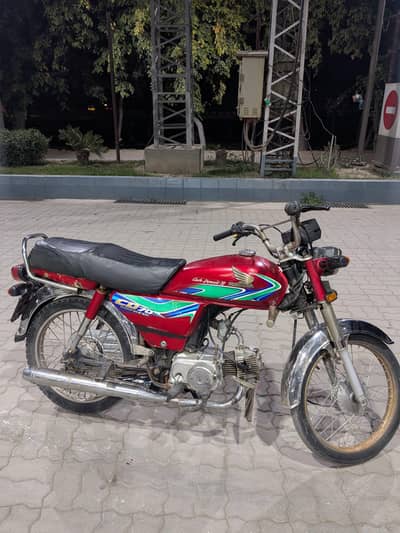 Honda CD 70 2018 Model Red color