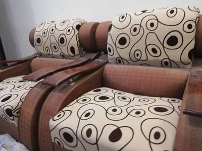 Sofa set with table - Five seater sofa set