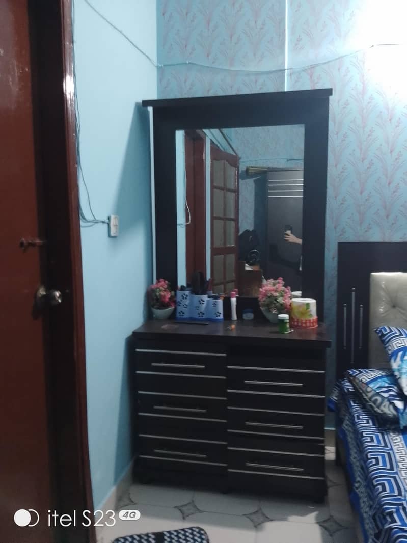 bed and dressing table 1