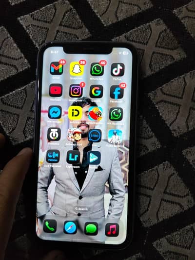 IPhone 11 factory unlock 64 Gb water park