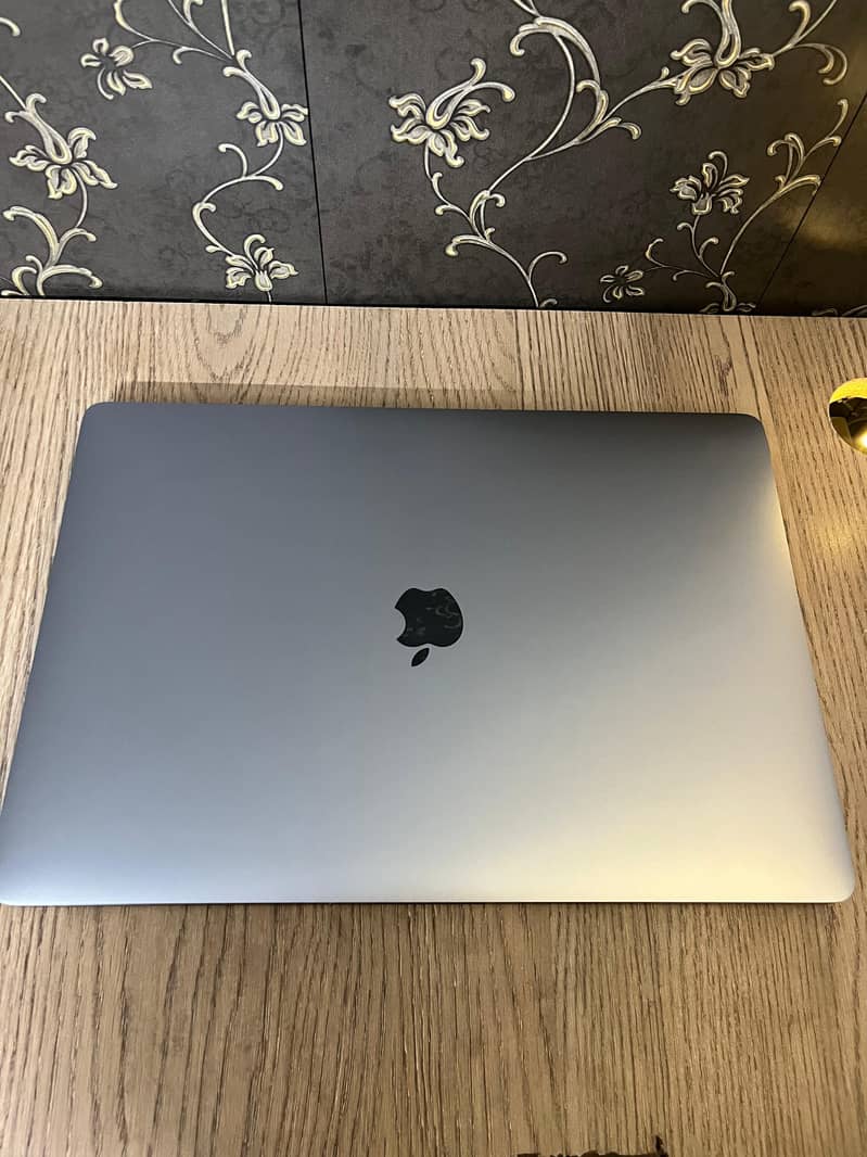 MacBook Pro 2019 2