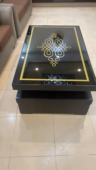 Center Table Coffee / Tea