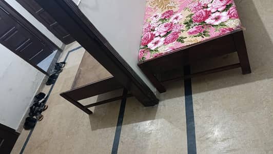 2 Single beds Original wooden