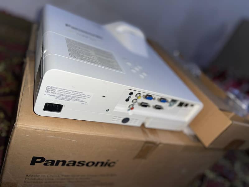 Panasonic Projector 8