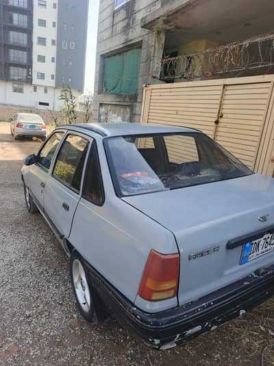 Daewoo racer 1993 model