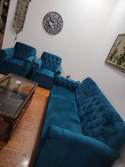 five setter sofa set in brand new condition
