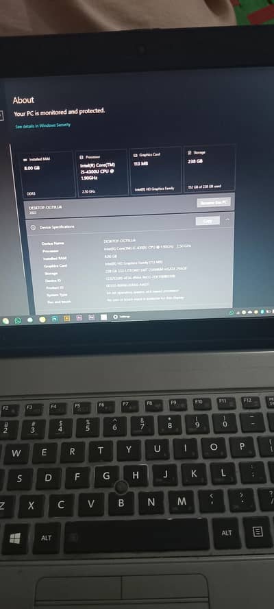 Toshiba tecra laptop i5 4th gen 8 gb ram 256 gb hd