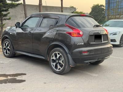 nisaan juke 2010 model