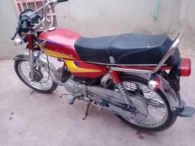 Honda CD 2004 model