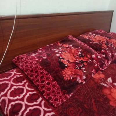 King size bed with  matress for sell