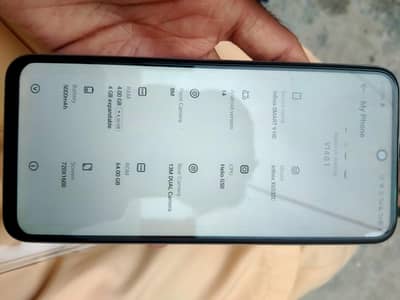 Infinix smart 9 hd  10/9.5  4/64