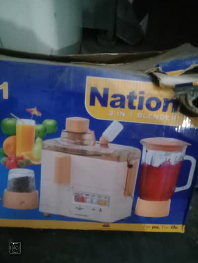 juicer ful 3 in Machine in good condition