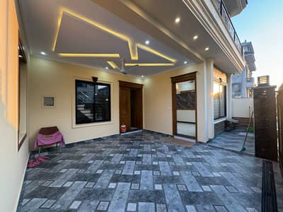 8 MARLA LUXURY HOUSE FOR SALE IN FAISAL TOWN BLOCK A