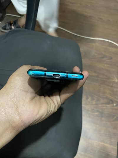 Aquos R3 pta approved 6 128