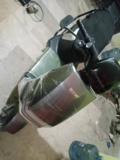 Revo A12 Brand New scoote