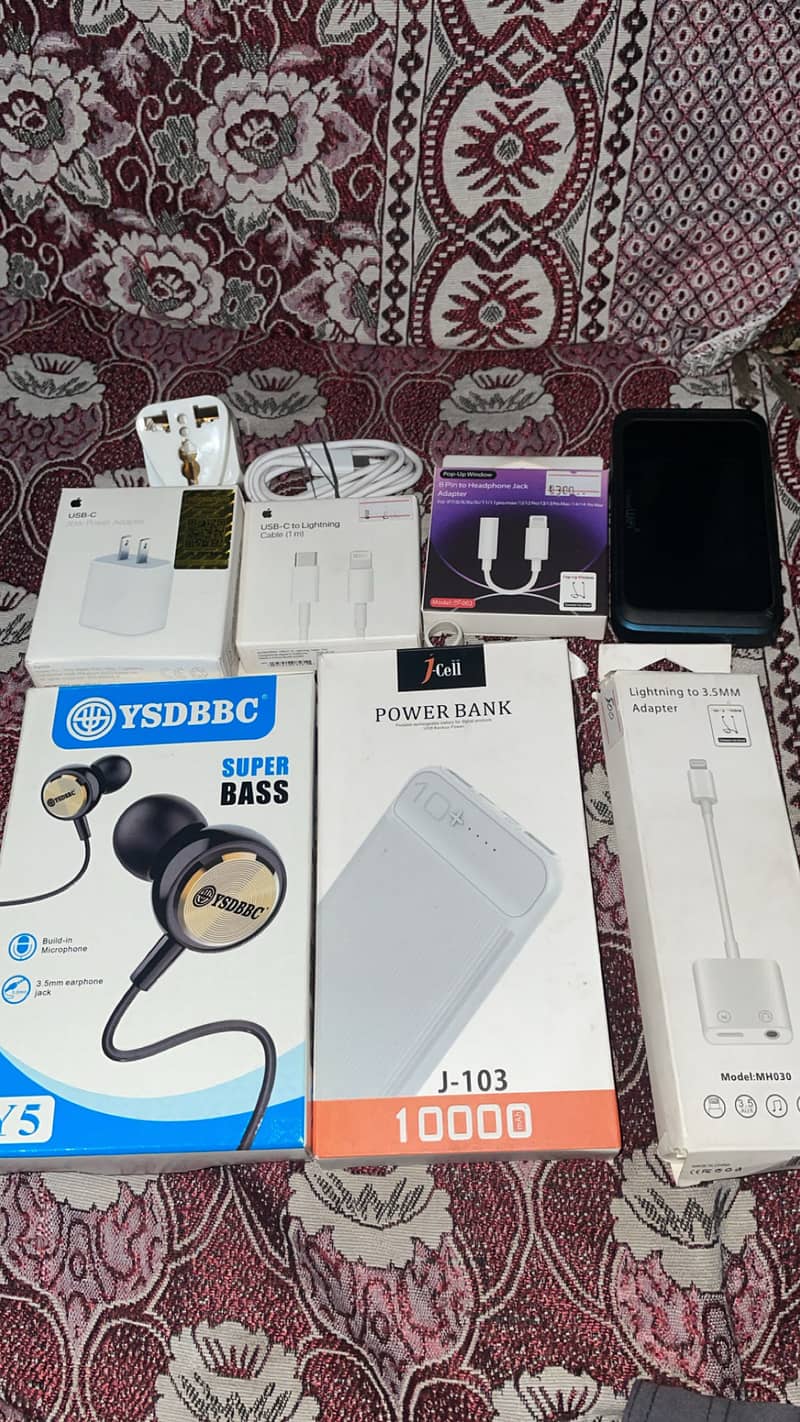 Accessories 0