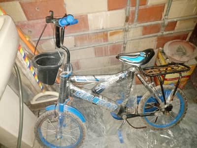 10 year kid bicycle. for sell