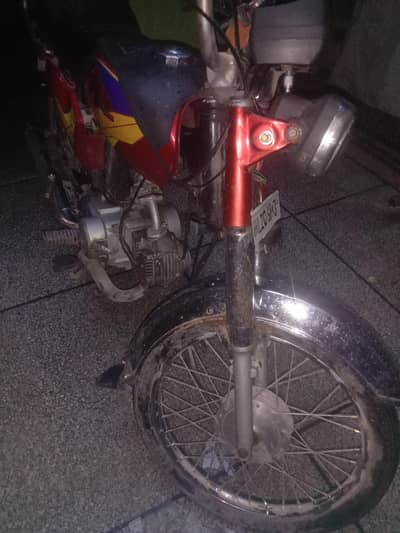 Honda 70cc  unjent sale