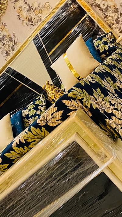 Brand new sheesham wood bed set