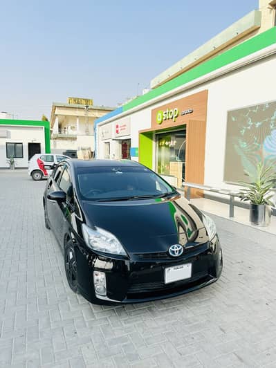 Prius G LED 2011 Top of the line