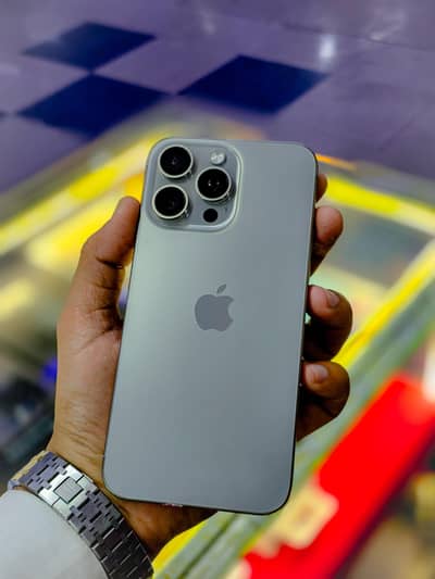 15 Pro Max 256GB Natural Titanium Complete Box PTA Approved