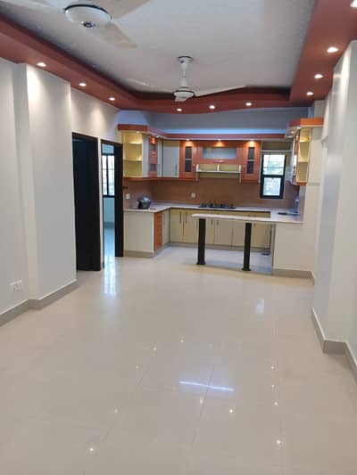 King Residency, - 3 Bed DD Mezzanine Floor for Sale In Block 13 Gulistan-e-Johar,