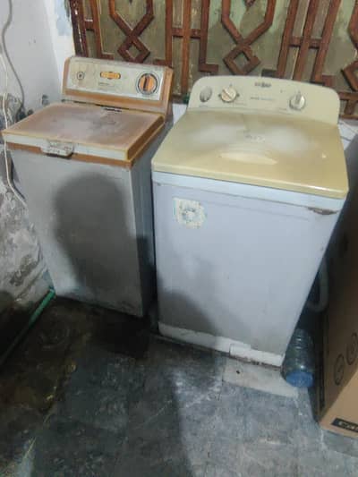 Old Washing Machine & Dryer