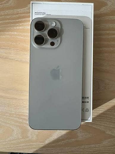 Iphone 15 pro max 256gb complete box