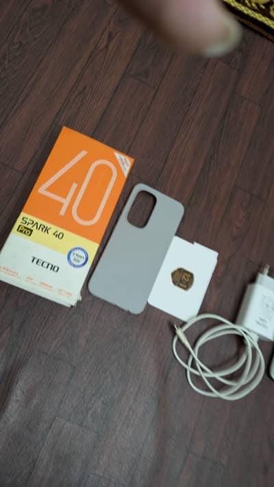 Tecno Spark 40 pro
