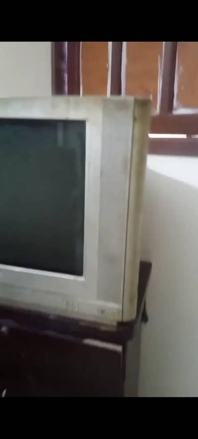LG tv for sale