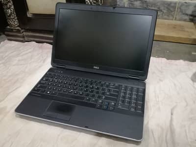 Dell Latitude e6540 (i5 4th 8GB 500Gb HDD 15.6 inch HD )