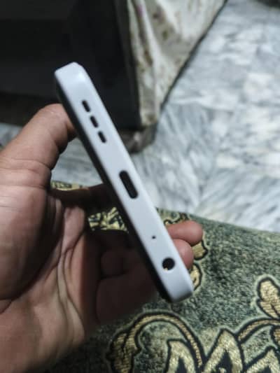 cygnal x 4 gb 64gb box charger