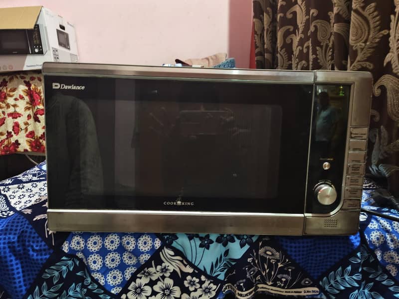 Dawlance microwave 1