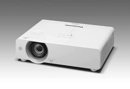 Panasonic projector 5000 lumns  WhatsApp. 03453102100