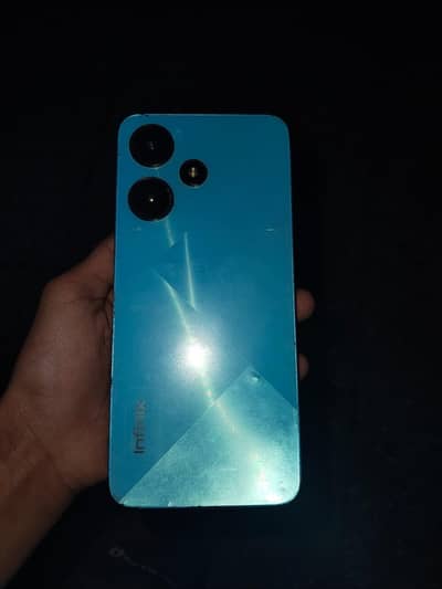 only protector thoda sa scratch ha bhai