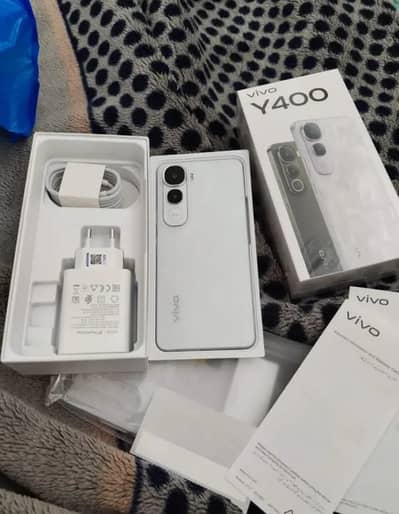 Vivo y400 5g Complete Box Urgent Sale Connect wtp no