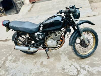 Suzuki gs150 good condition for sale contact on what's app 03035224605