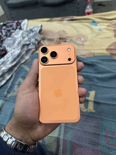Iphone XR converted into 17 pro